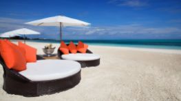 007107-04-beach-cabana-chairs-ocean-view-daytime